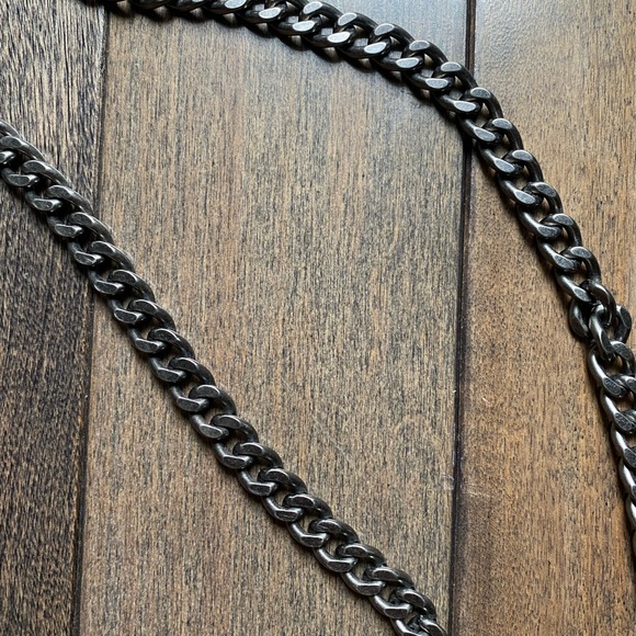 Zara Metallic Detail Leather Crossbody Bag. Black colour. - Picture 12 of 14